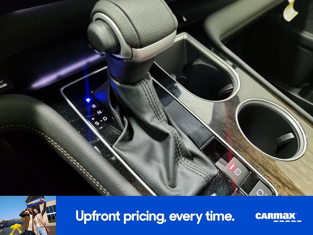used 2025 Toyota Sienna car, priced at $62,998