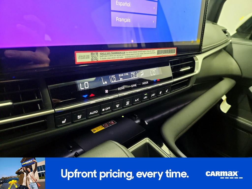used 2025 Toyota Sienna car, priced at $62,998