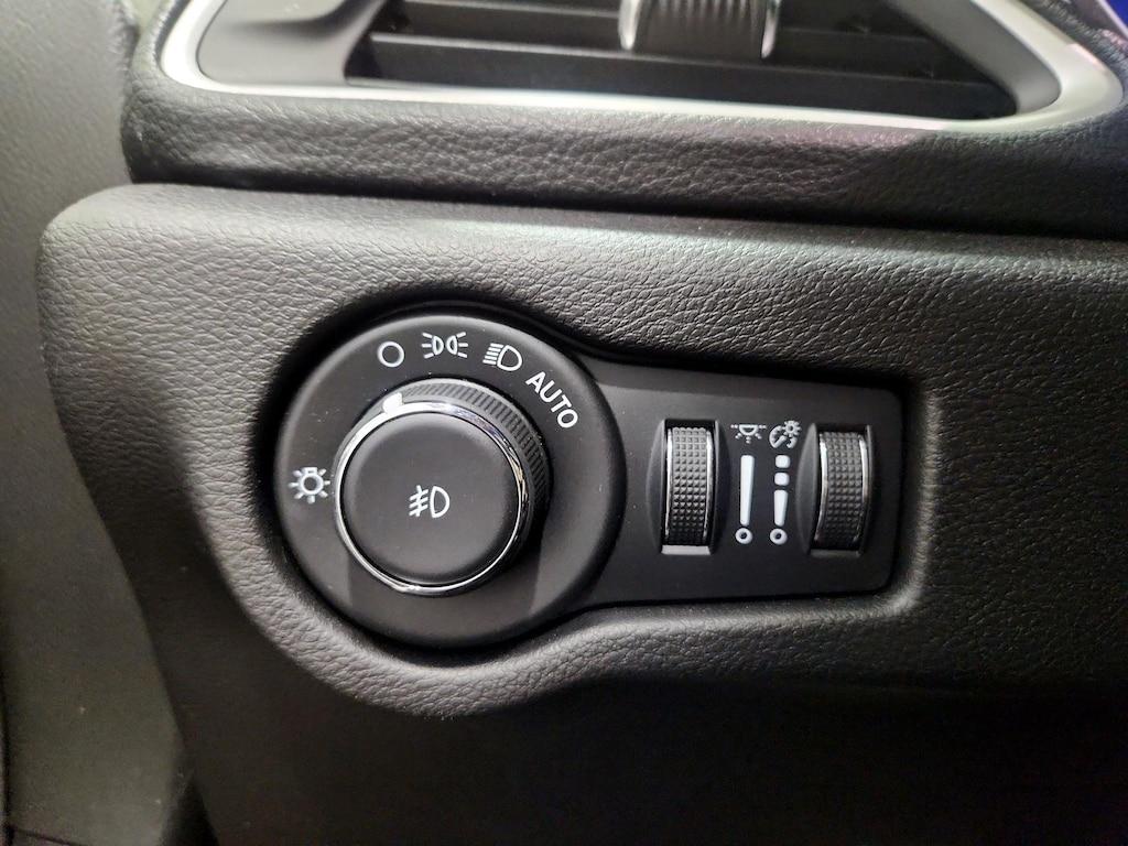 used 2021 Chrysler Pacifica car, priced at $35,998