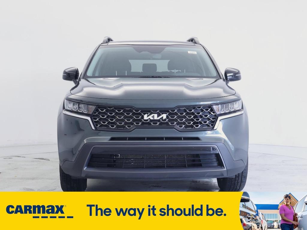 used 2023 Kia Sorento car, priced at $33,998
