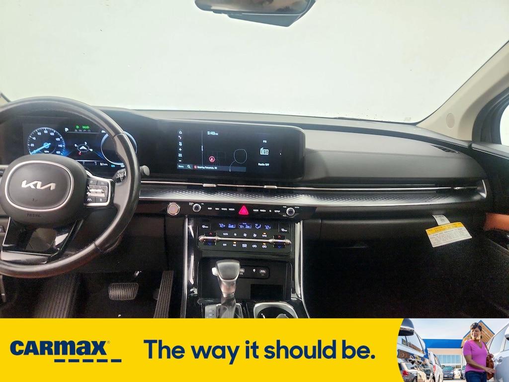 used 2024 Kia Carnival car, priced at $45,998