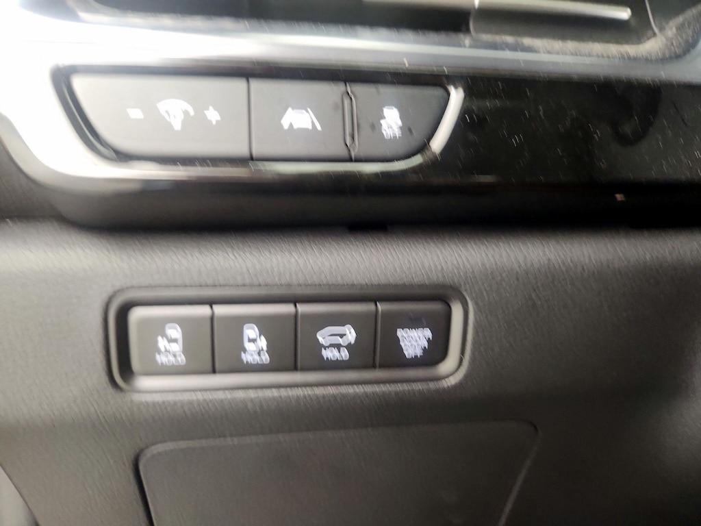 used 2024 Kia Carnival car, priced at $45,998