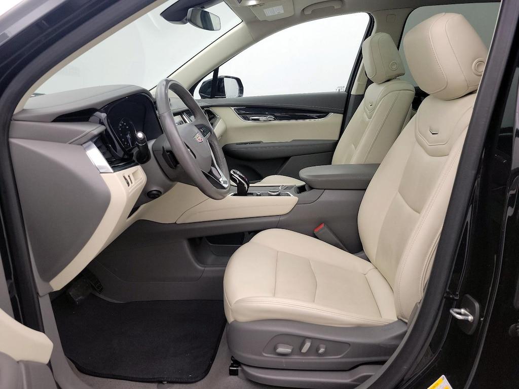 used 2022 Cadillac XT6 car, priced at $36,998