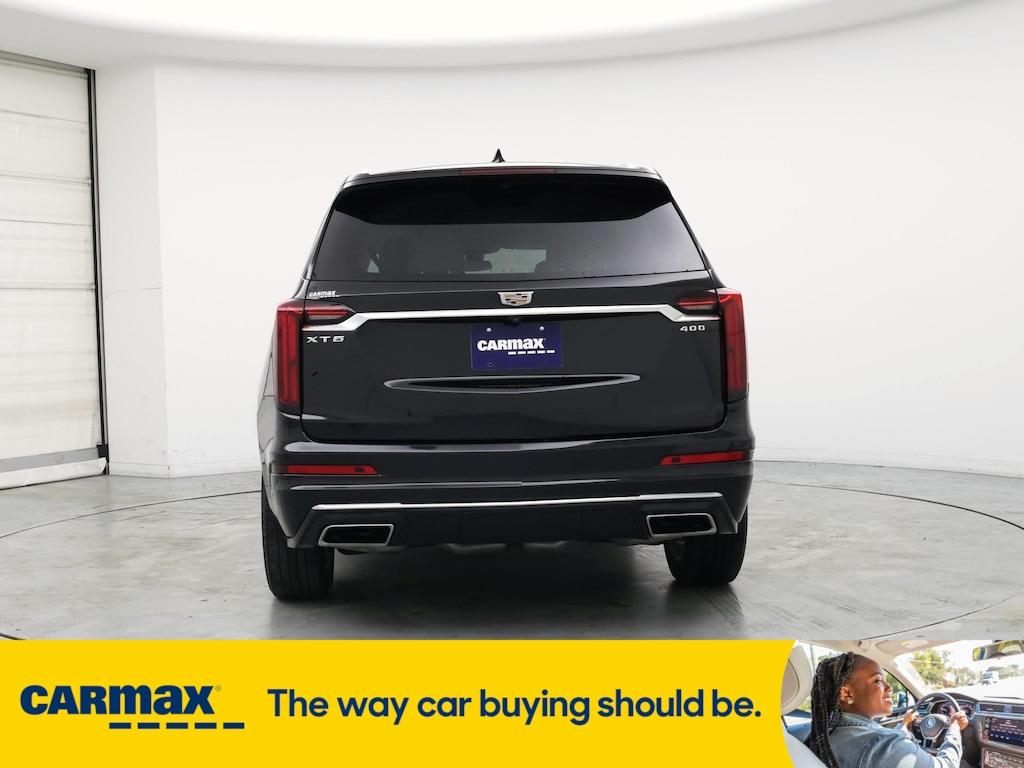 used 2022 Cadillac XT6 car, priced at $36,998