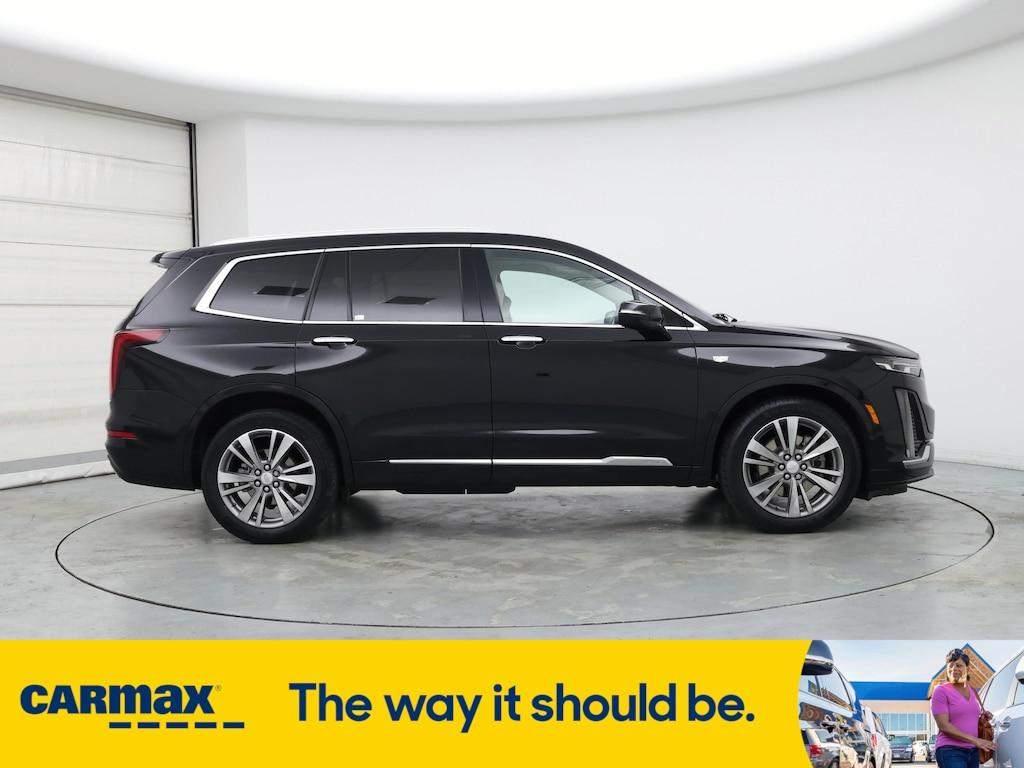 used 2022 Cadillac XT6 car, priced at $36,998