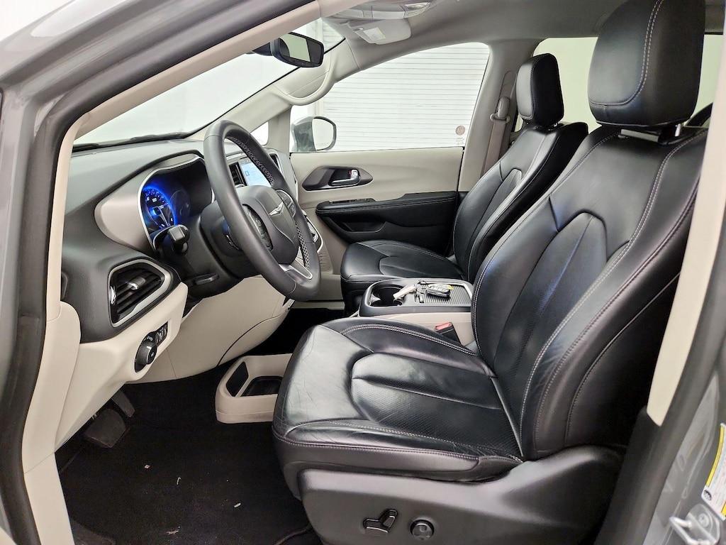 used 2022 Chrysler Pacifica car, priced at $25,998