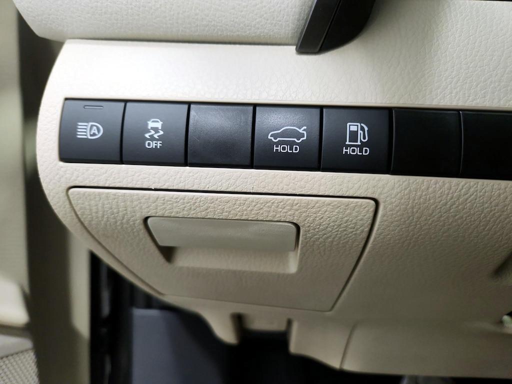used 2021 Toyota Camry Hybrid car, priced at $26,998