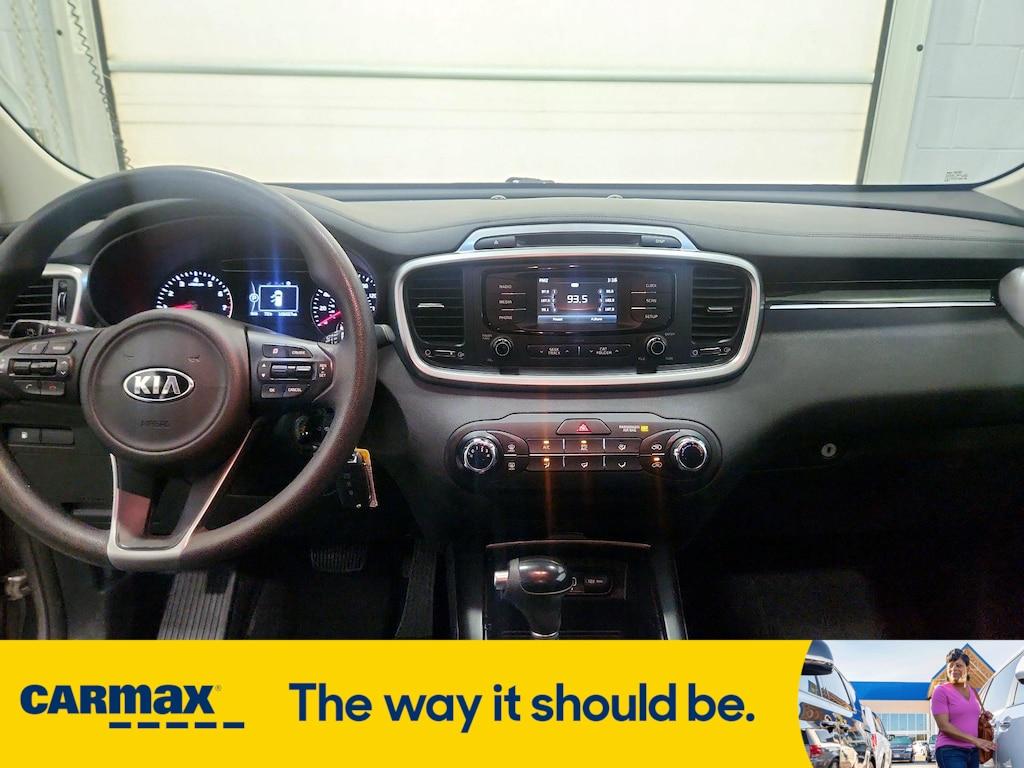 used 2017 Kia Sorento car, priced at $13,998