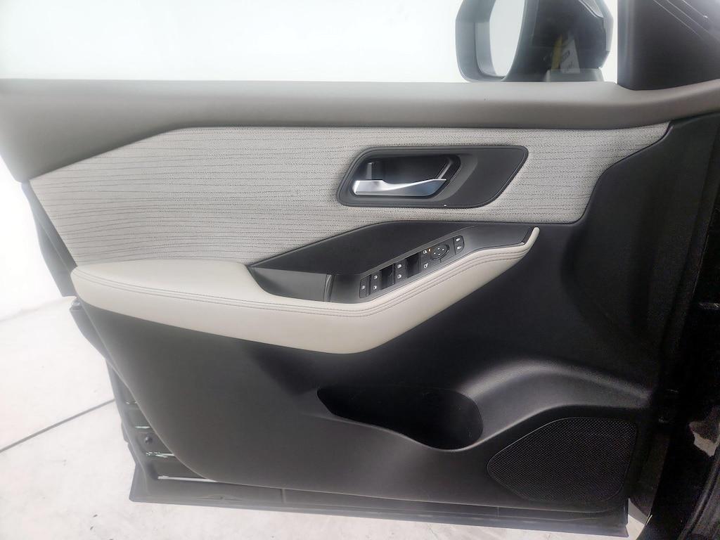 used 2023 Nissan Rogue car, priced at $22,998