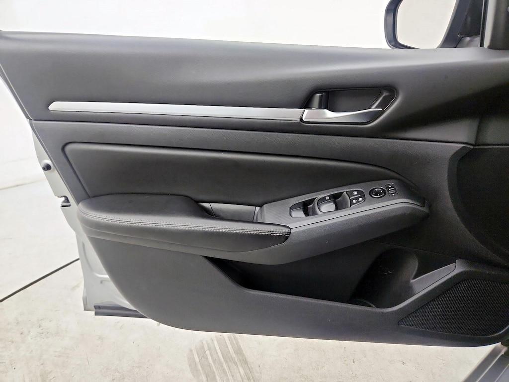 used 2022 Nissan Altima car, priced at $22,998