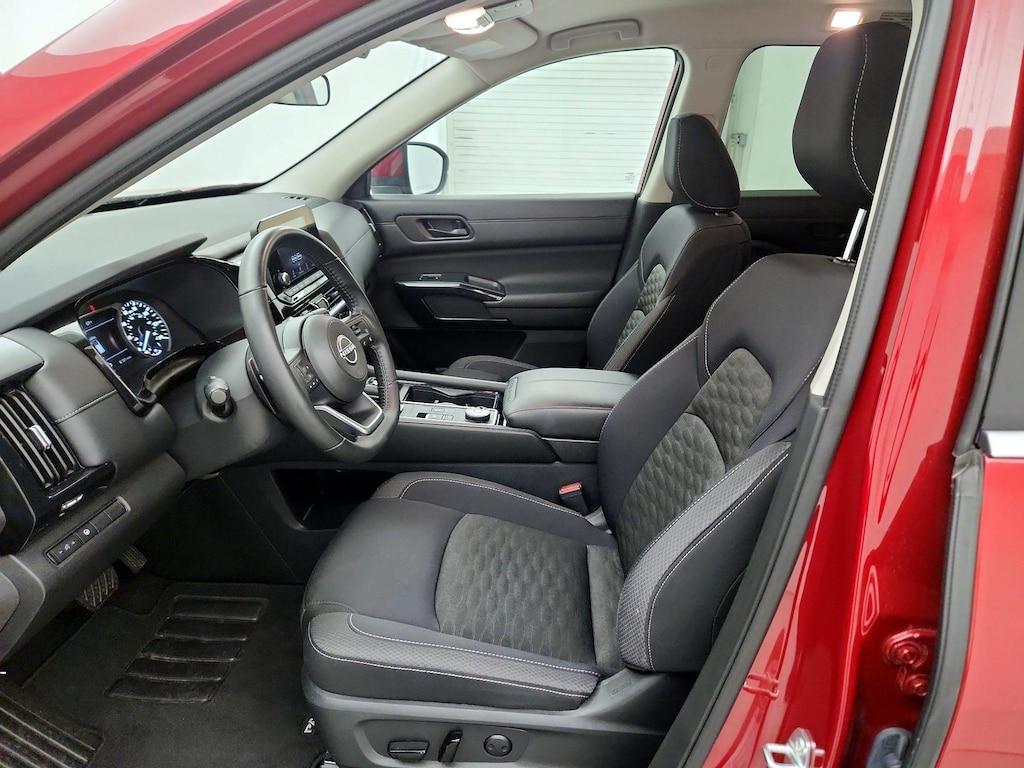 used 2024 Nissan Pathfinder car, priced at $32,998