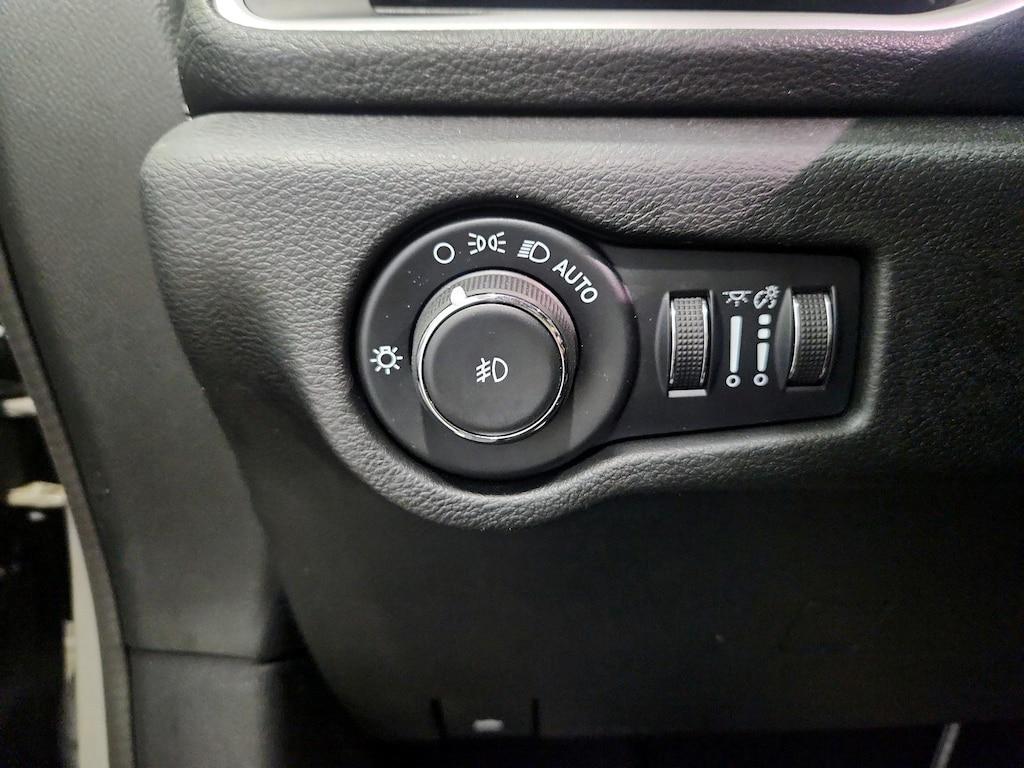 used 2022 Chrysler Pacifica car, priced at $33,998