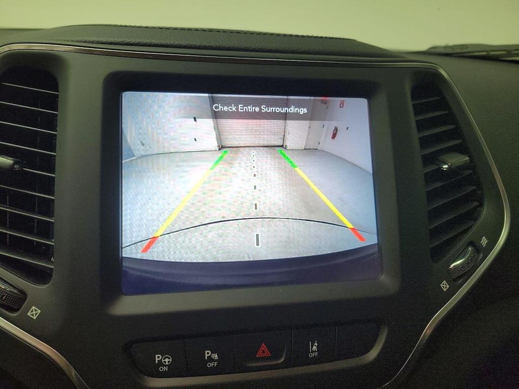 used 2023 Jeep Cherokee car, priced at $25,998