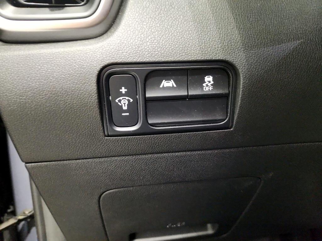used 2023 Kia Sorento car, priced at $30,998