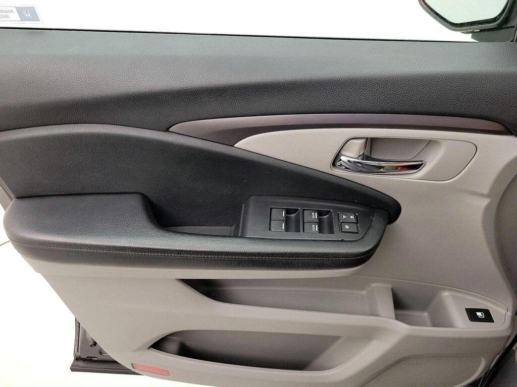 used 2020 Honda Pilot car, priced at $22,998