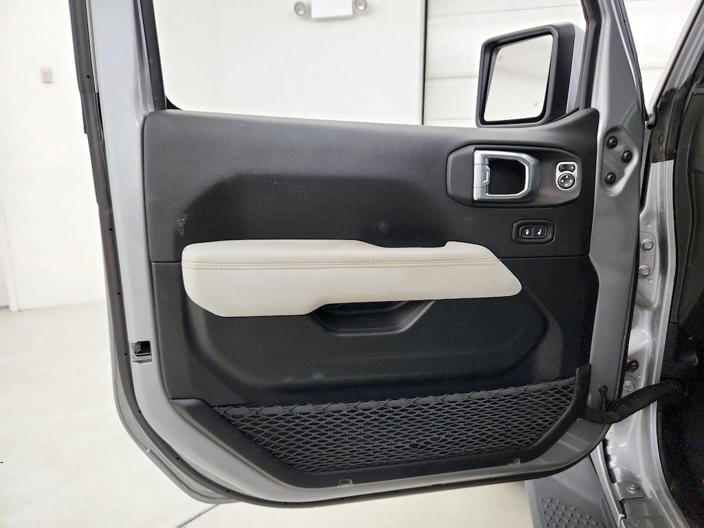 used 2021 Jeep Gladiator car, priced at $34,998