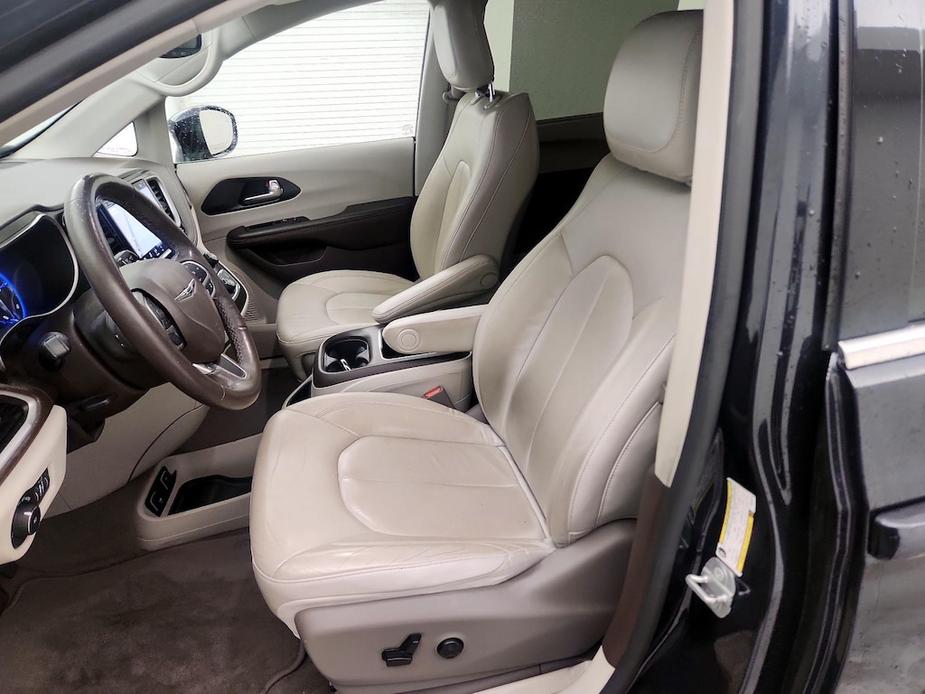 used 2021 Chrysler Pacifica car, priced at $26,998