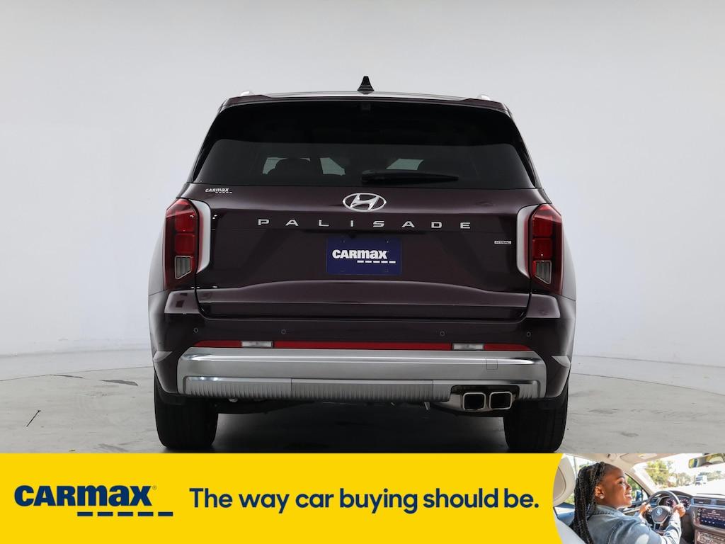used 2024 Hyundai Palisade car, priced at $44,998