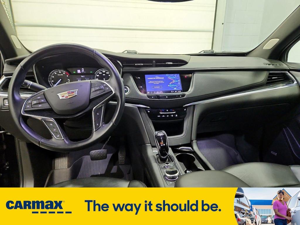 used 2021 Cadillac XT5 car, priced at $29,998