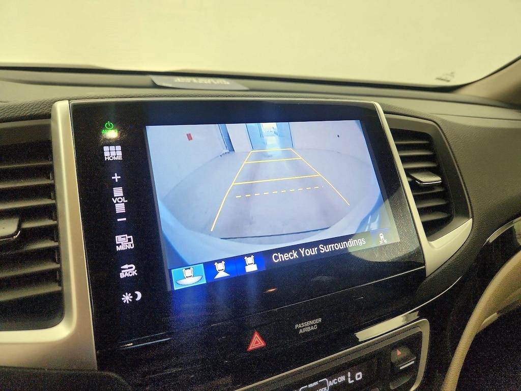 used 2016 Honda Pilot car, priced at $27,998