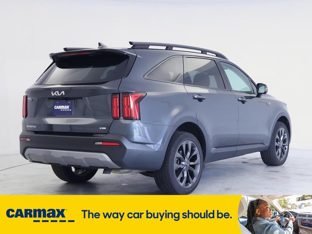 used 2023 Kia Sorento car, priced at $39,998