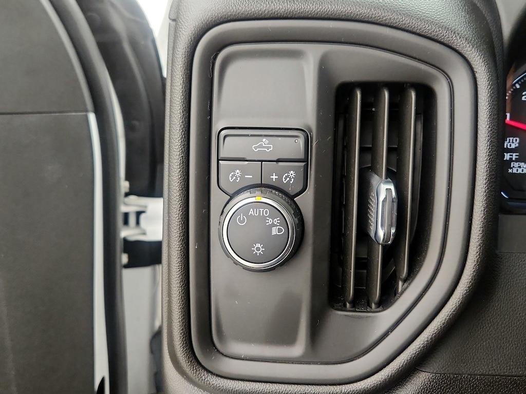 used 2022 Chevrolet Silverado 1500 car, priced at $33,998