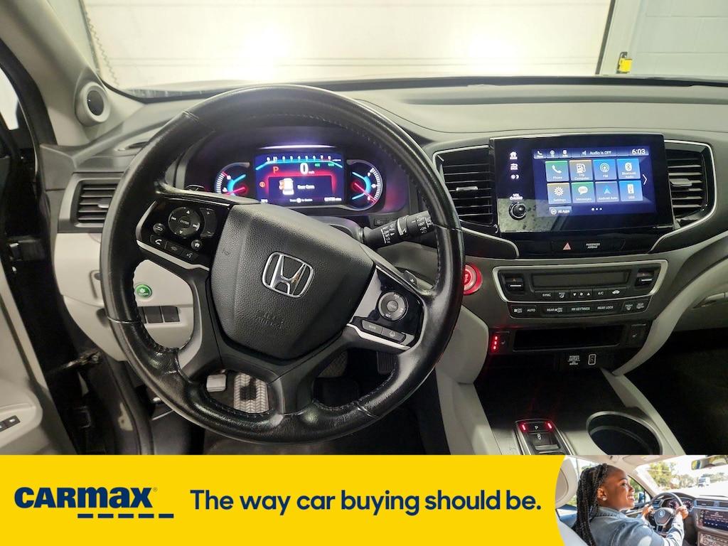 used 2022 Honda Pilot car, priced at $36,998