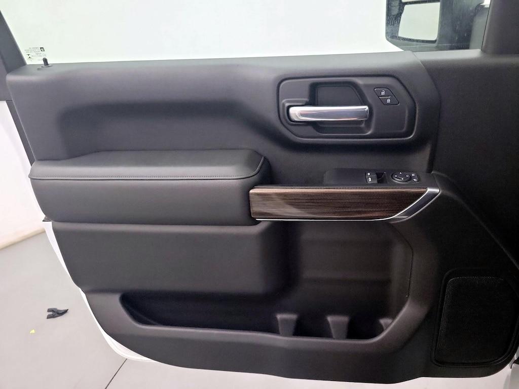 used 2022 Chevrolet Silverado 2500 car, priced at $43,998