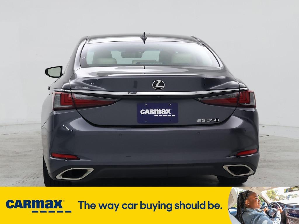 used 2022 Lexus ES 350 car, priced at $32,998