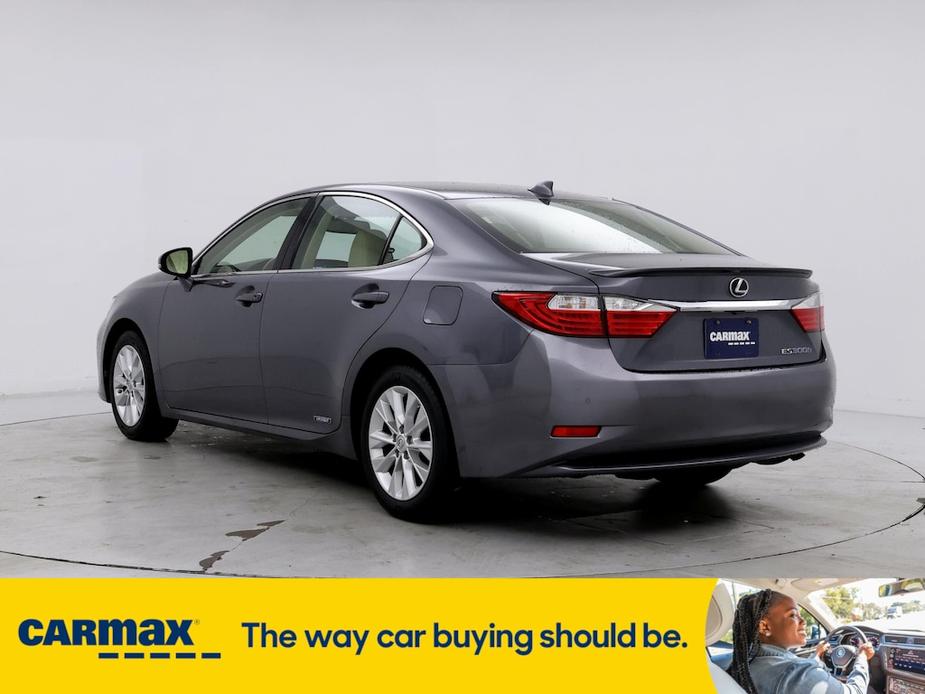 used 2015 Lexus ES 300h car, priced at $25,998