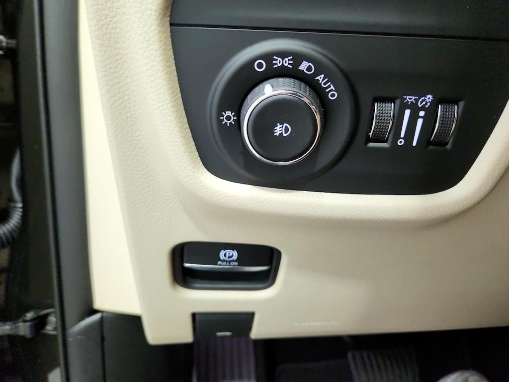 used 2023 Jeep Grand Cherokee car, priced at $38,998