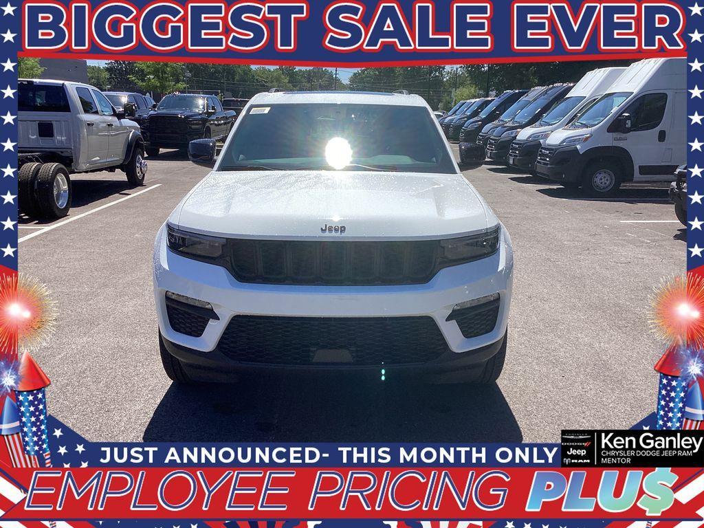 new 2025 Jeep Grand Cherokee car, priced at $47,081