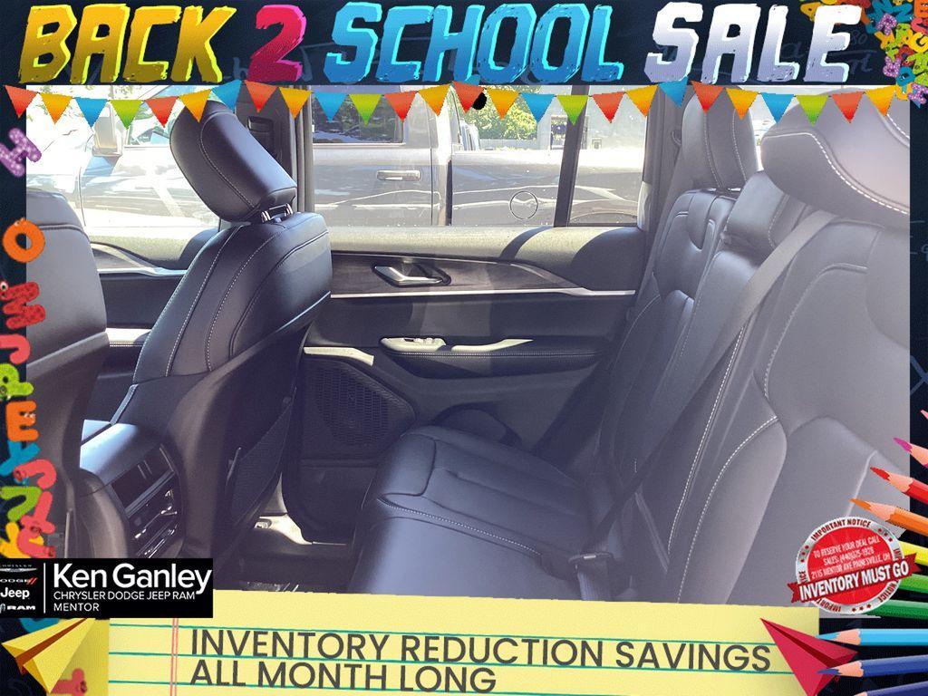 new 2025 Jeep Grand Cherokee car, priced at $47,081