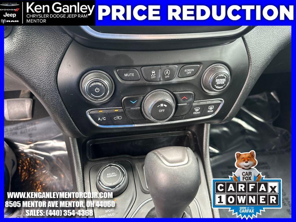used 2019 Jeep Cherokee car, priced at $16,800