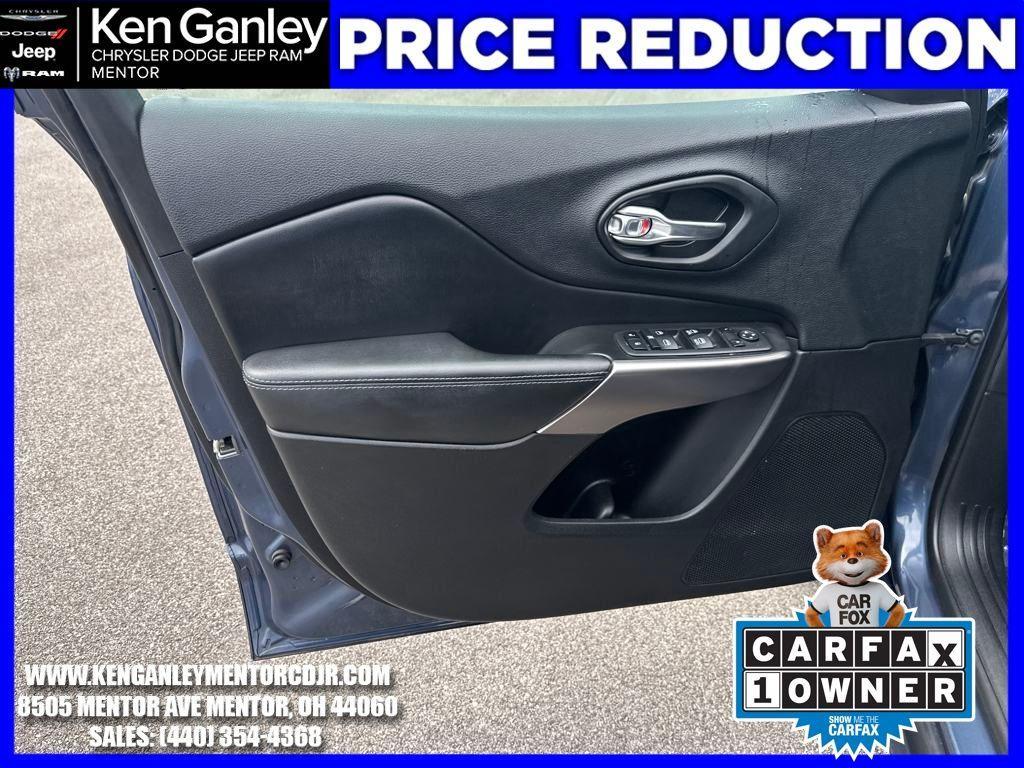 used 2019 Jeep Cherokee car, priced at $16,800