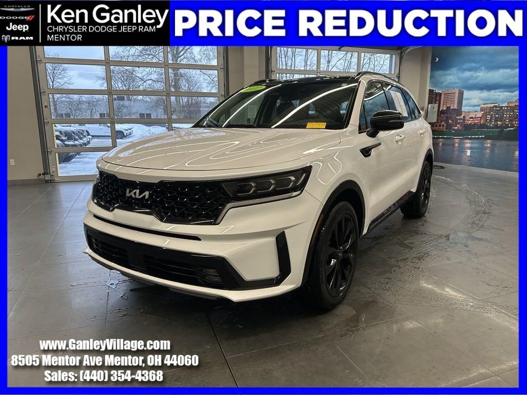 used 2022 Kia Sorento car, priced at $27,900