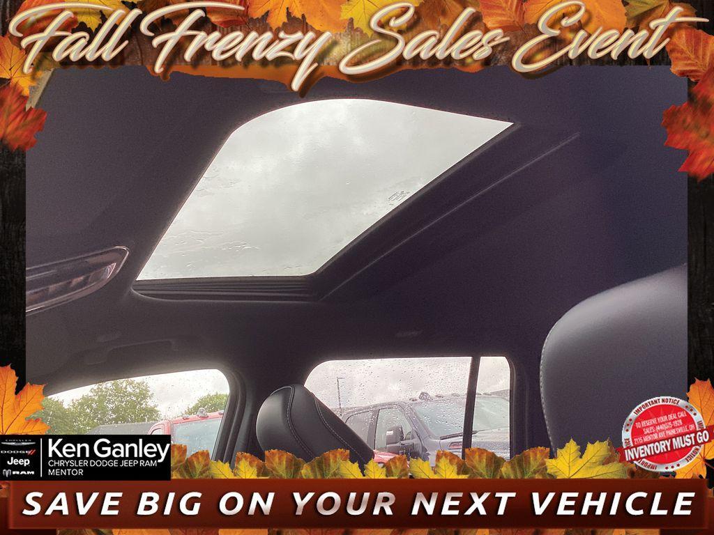 new 2025 Jeep Grand Cherokee car, priced at $41,955