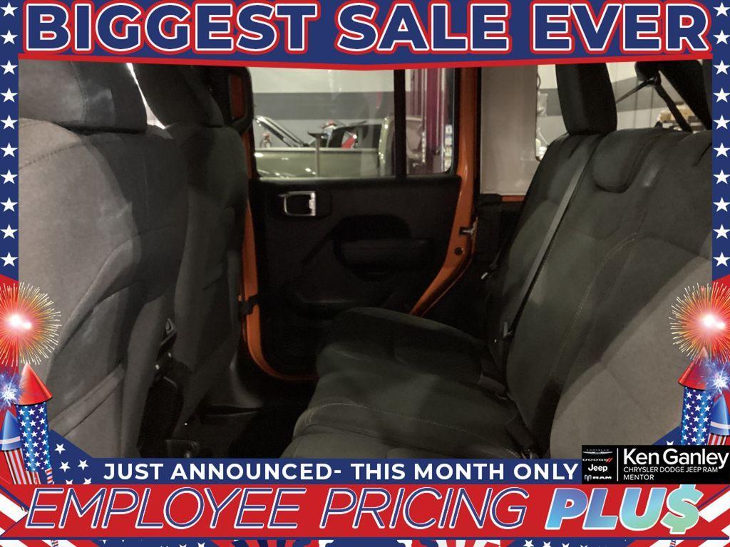new 2025 Jeep Wrangler car, priced at $40,100