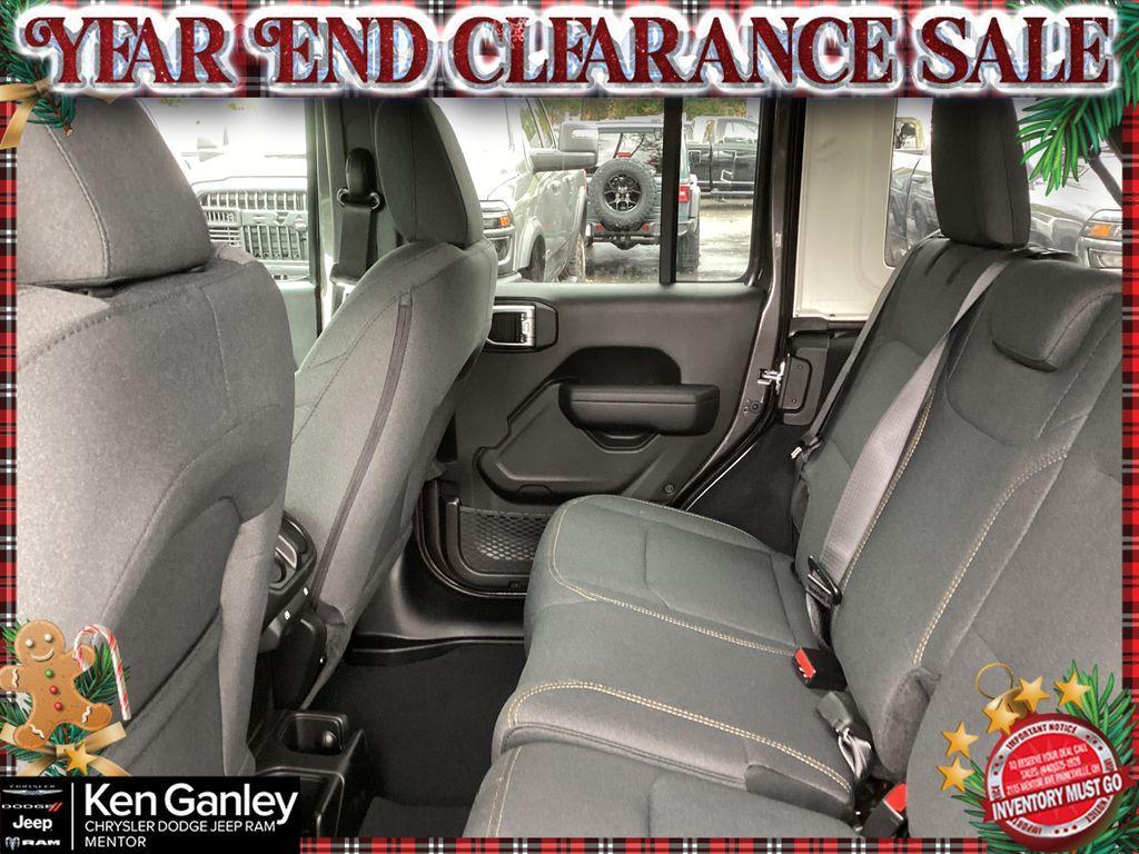 new 2026 Jeep Wrangler car, priced at $51,640