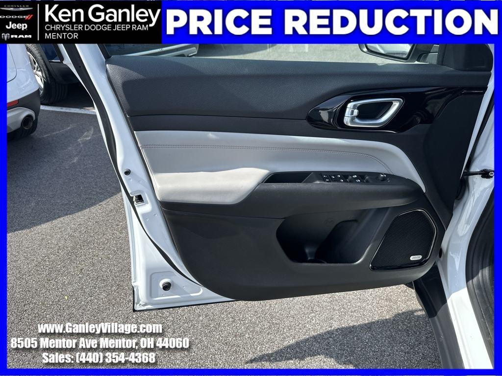 used 2023 Jeep Compass car, priced at $26,289