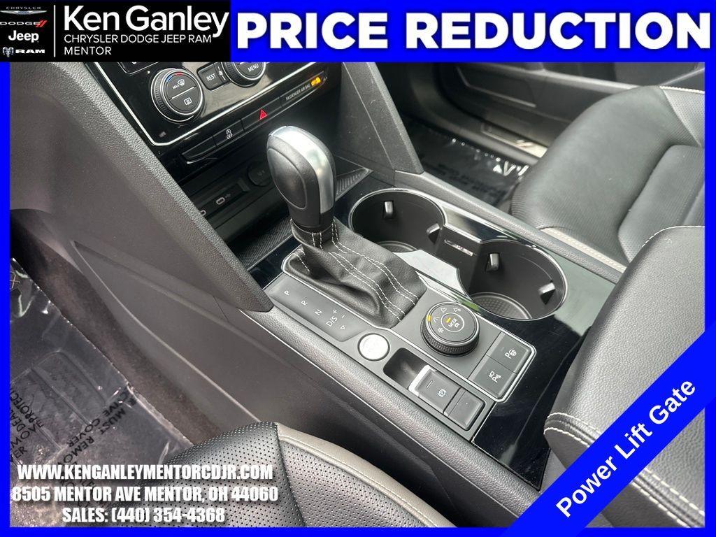 used 2021 Volkswagen Atlas car, priced at $30,500