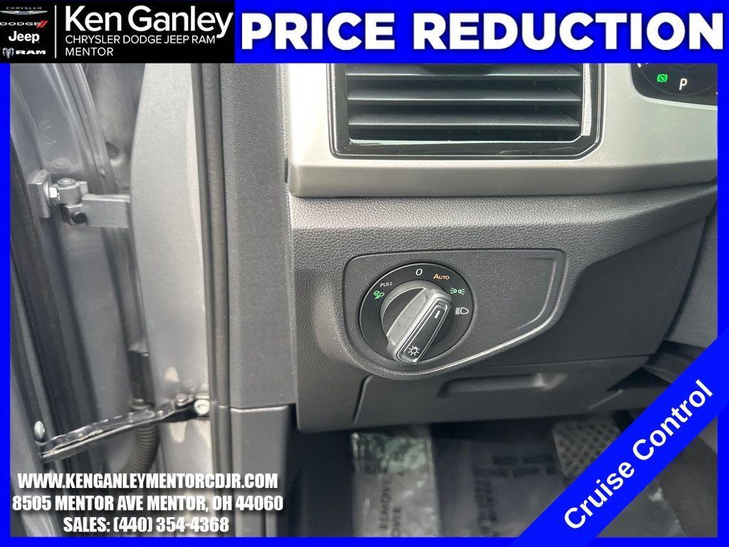 used 2021 Volkswagen Atlas car, priced at $30,500