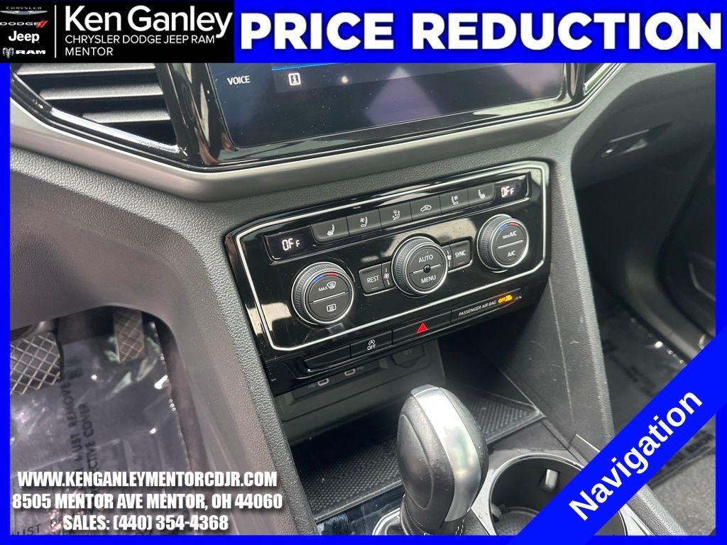 used 2021 Volkswagen Atlas car, priced at $30,500