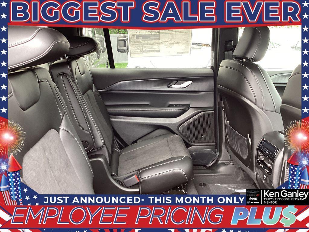 new 2025 Jeep Grand Cherokee L car, priced at $43,452