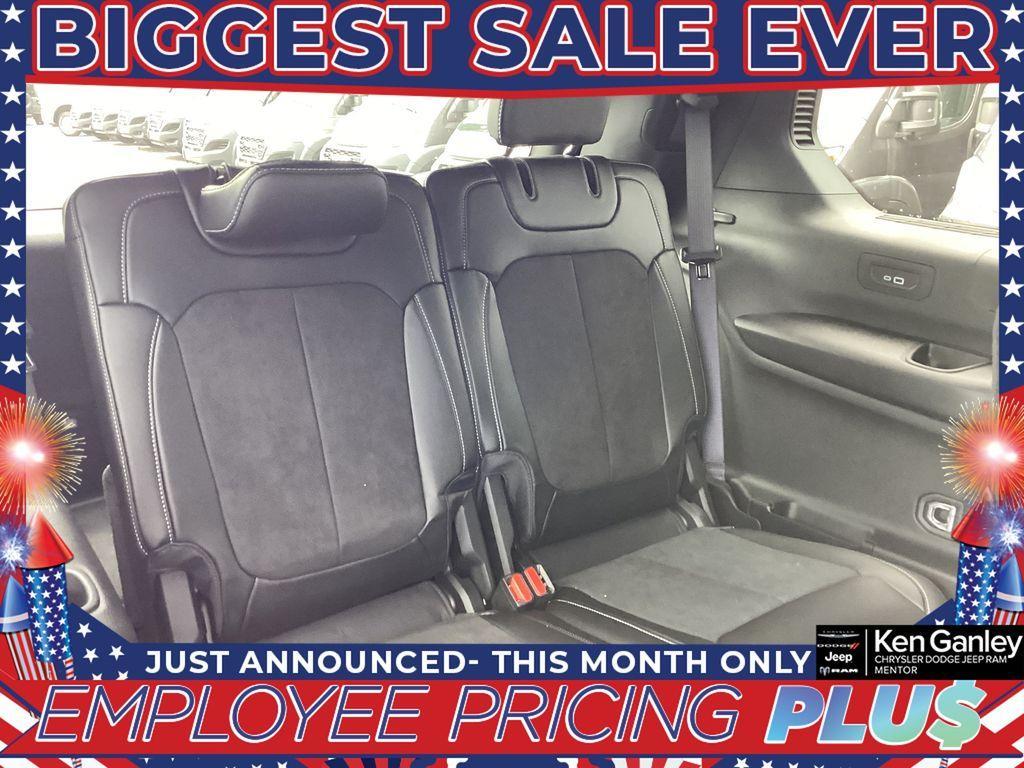 new 2025 Jeep Grand Cherokee L car, priced at $43,452