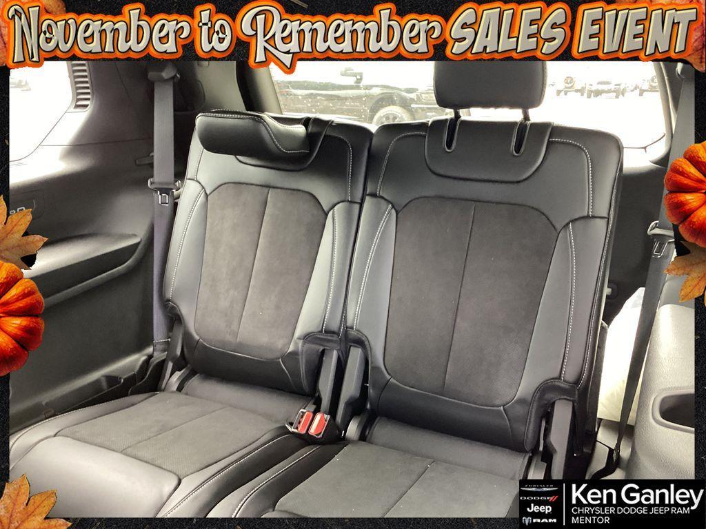 new 2025 Jeep Grand Cherokee L car, priced at $44,493