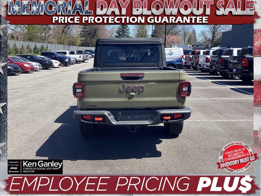new 2025 Jeep Gladiator car, priced at $47,830