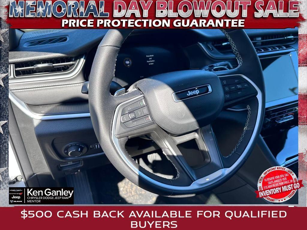 new 2025 Jeep Grand Cherokee car, priced at $38,019