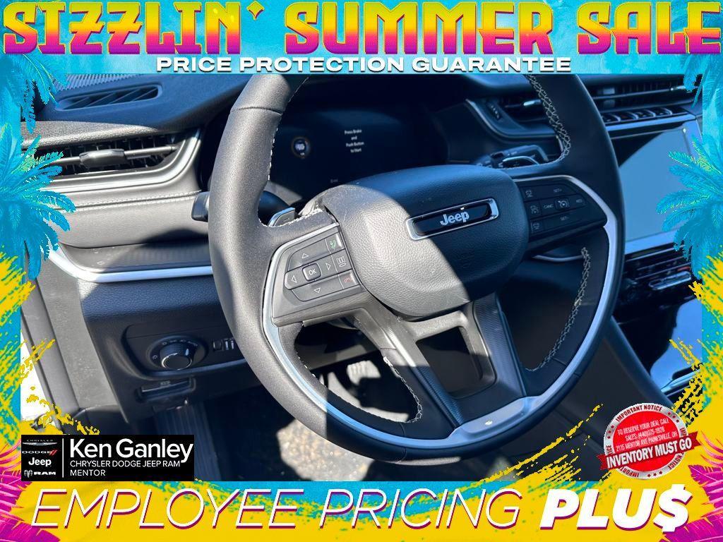 new 2025 Jeep Grand Cherokee car, priced at $38,019