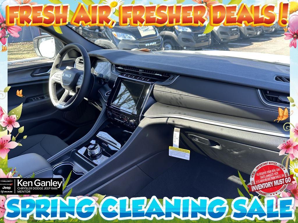 new 2025 Jeep Grand Cherokee car, priced at $41,139